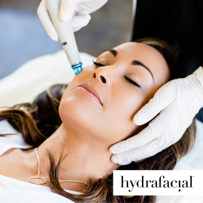 Hydrafacial-Behandlung im Kosmetikstudio Buchstab